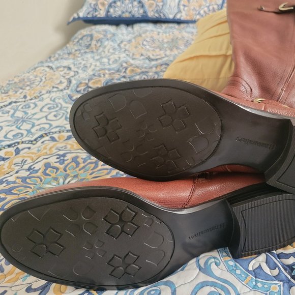 Brown Leather Knee-High Boot - Picture 2 of 5